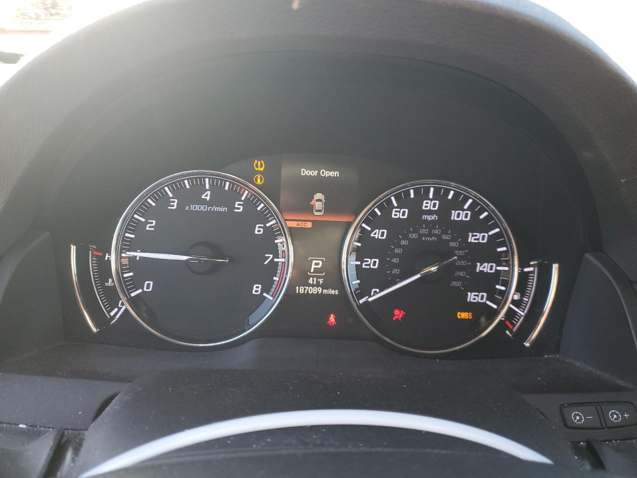 2014 Acura RLX - Image 9