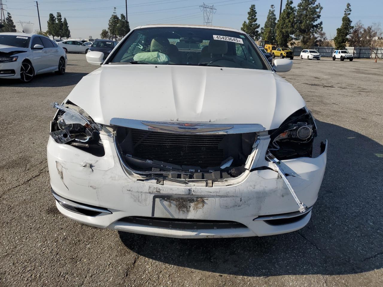2012 Chrysler 200 - Image 5