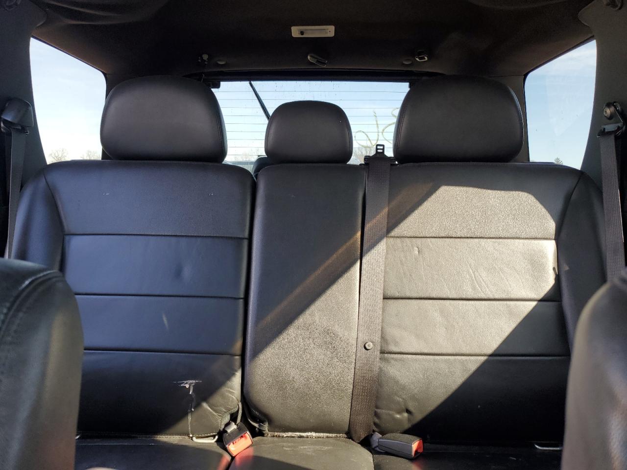 2010 Ford Escape - Image 10