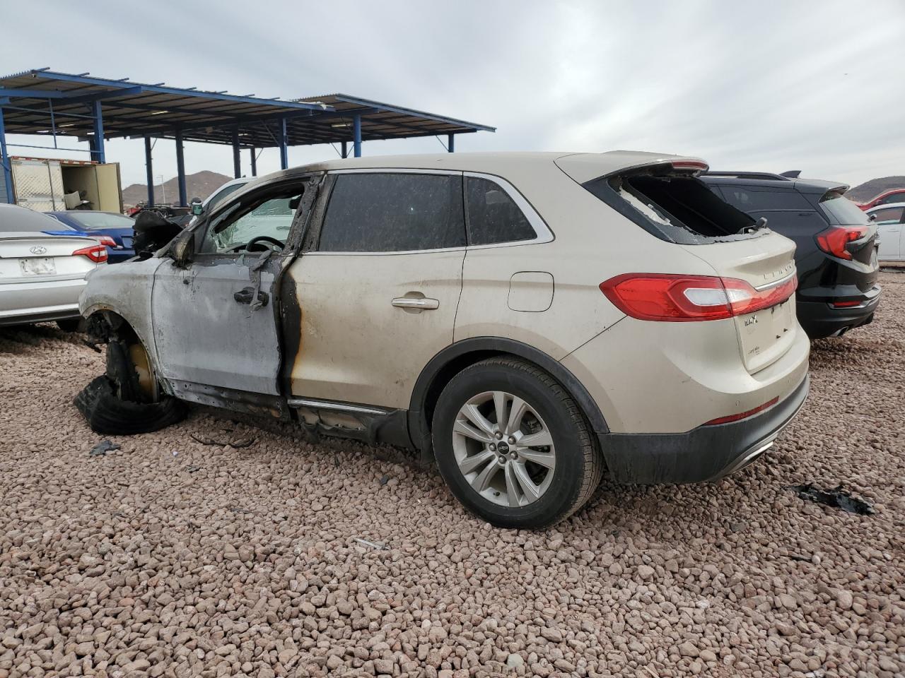 2017 Lincoln MKX - Image 2