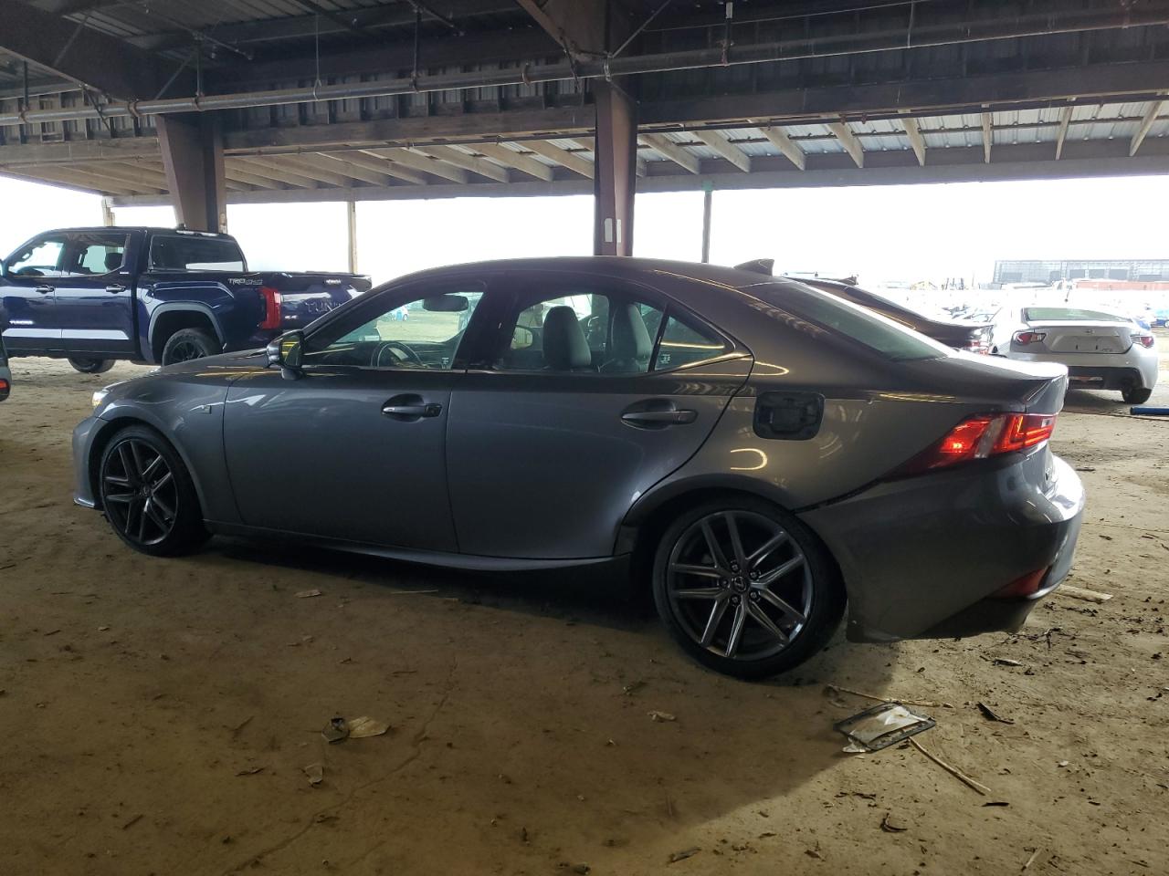 2014 Lexus IS - Image 2