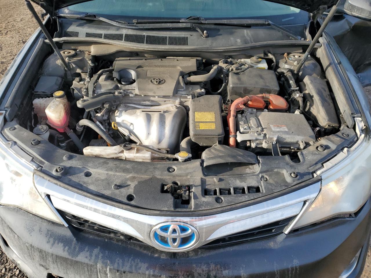 2013 Toyota Camry - Image 12