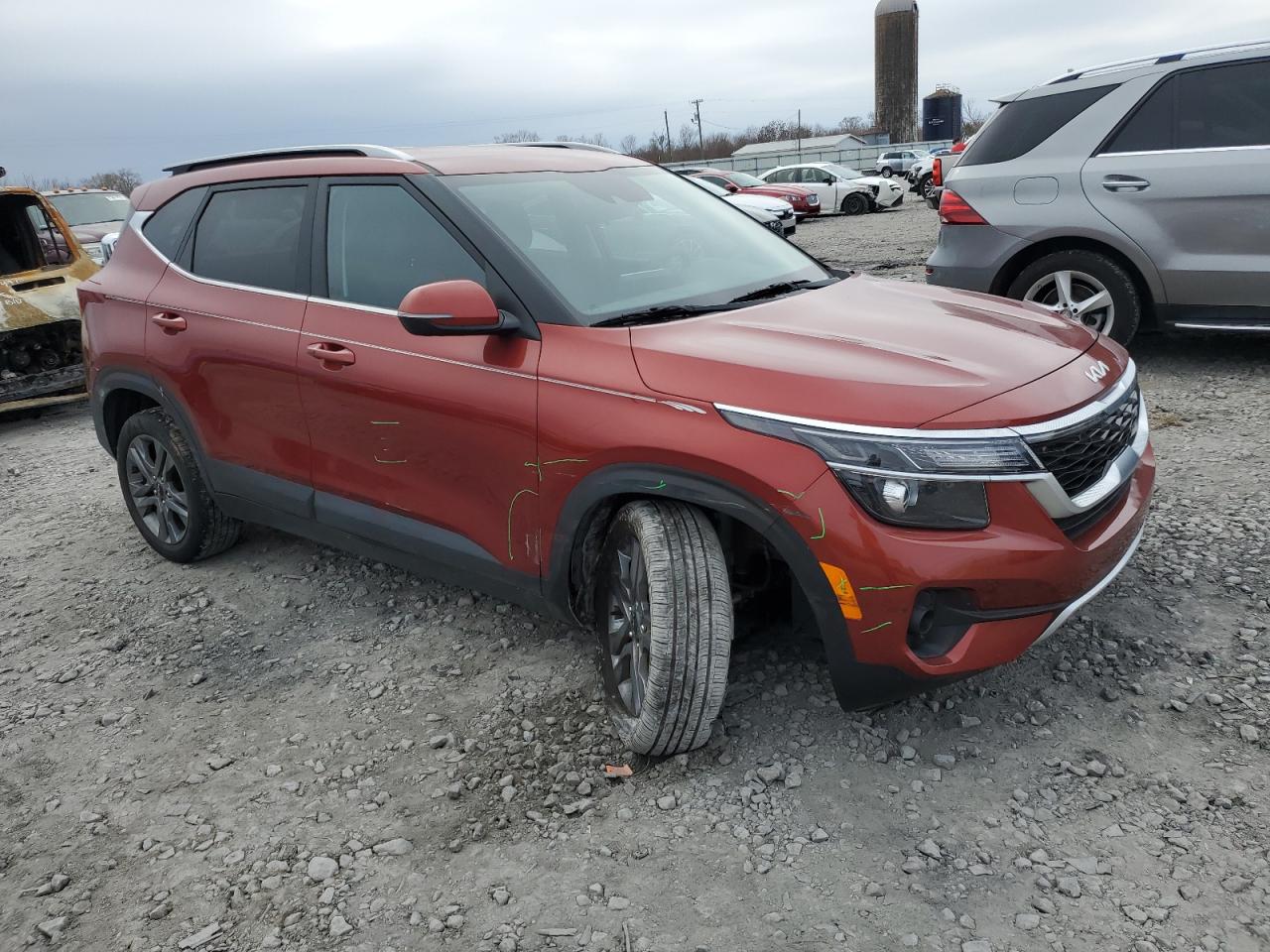 2023 Kia Seltos - Image 4