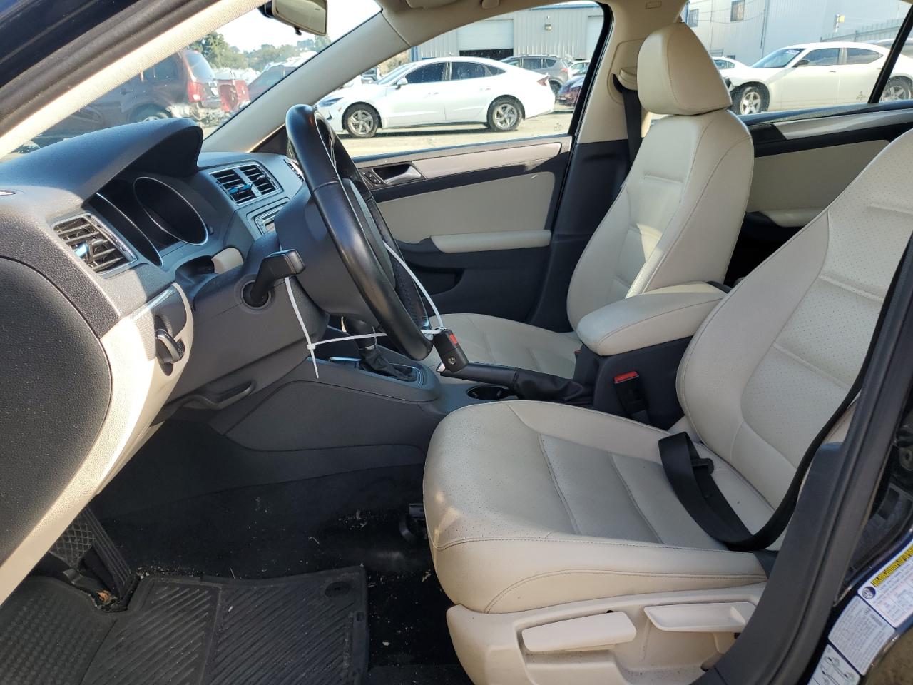 2018 Volkswagen Jetta - Image 7
