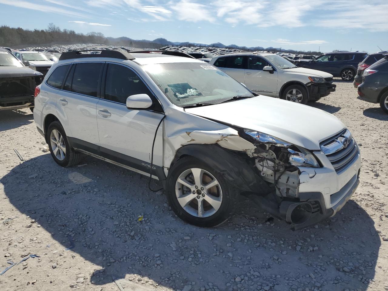 2013 Subaru Outback - Image 4