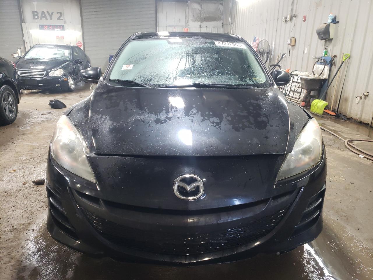 2010 Mazda 3 - Image 5