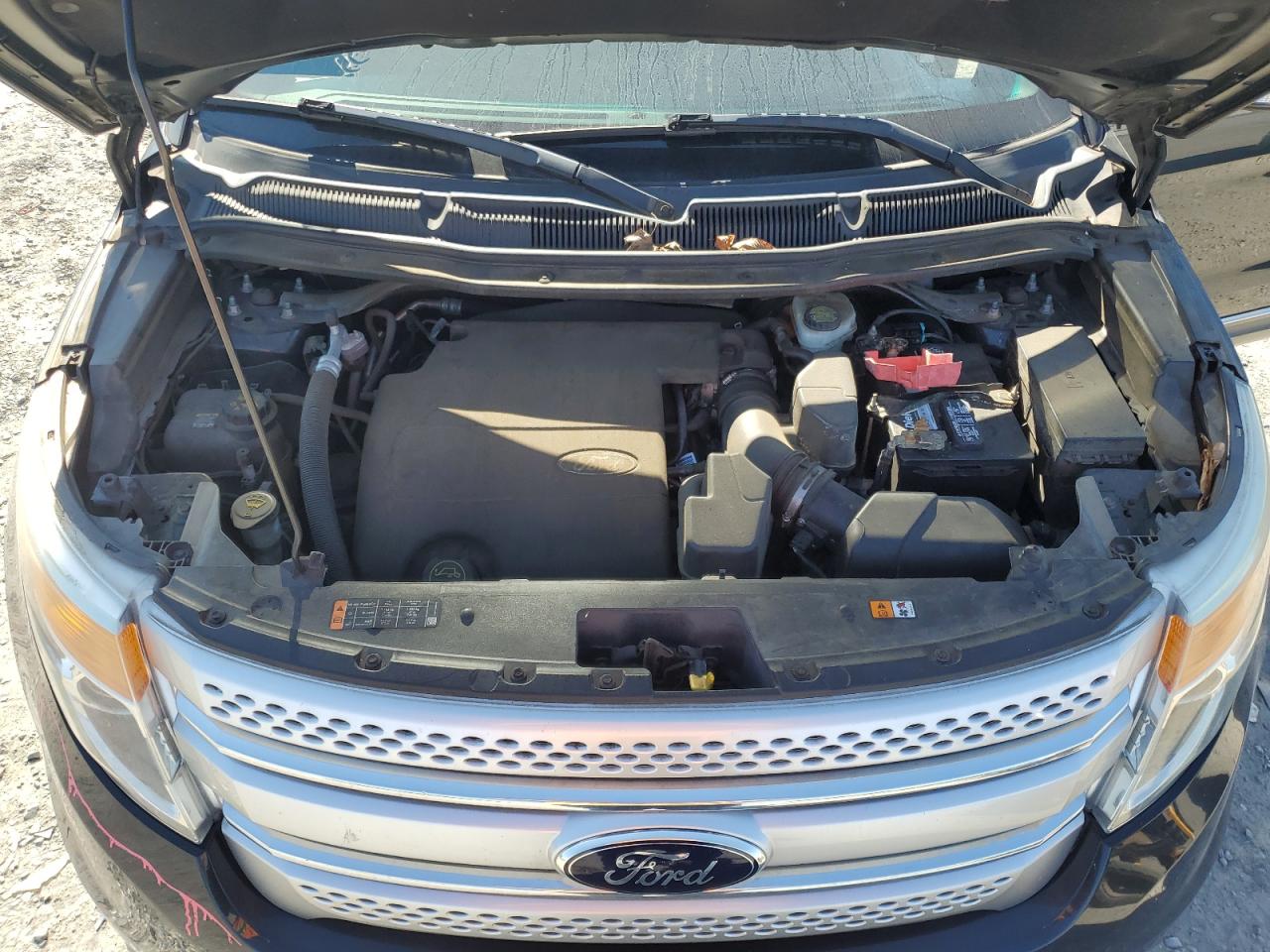 2014 Ford Explorer - Image 12