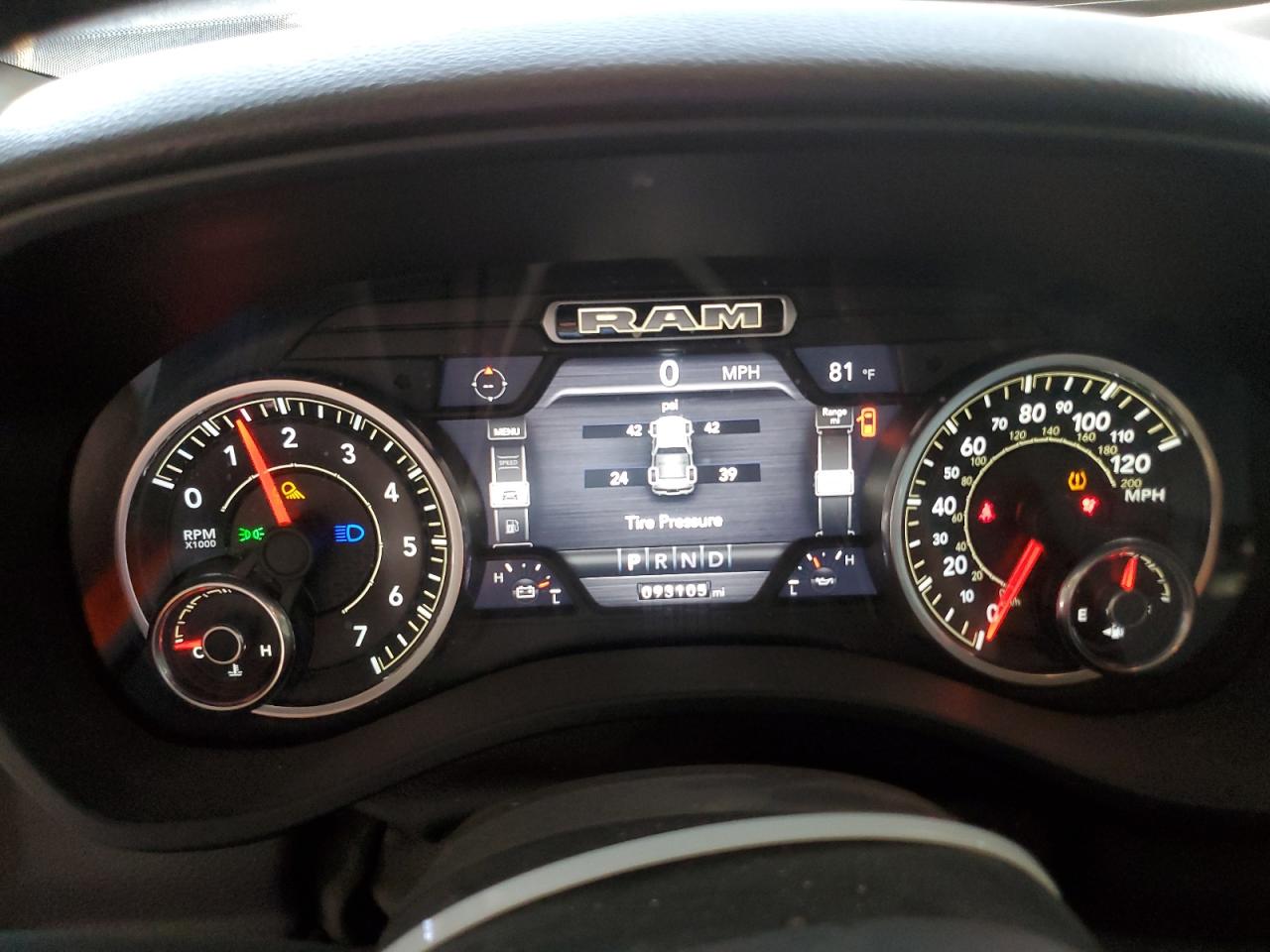 2019 RAM 1500 - Image 9
