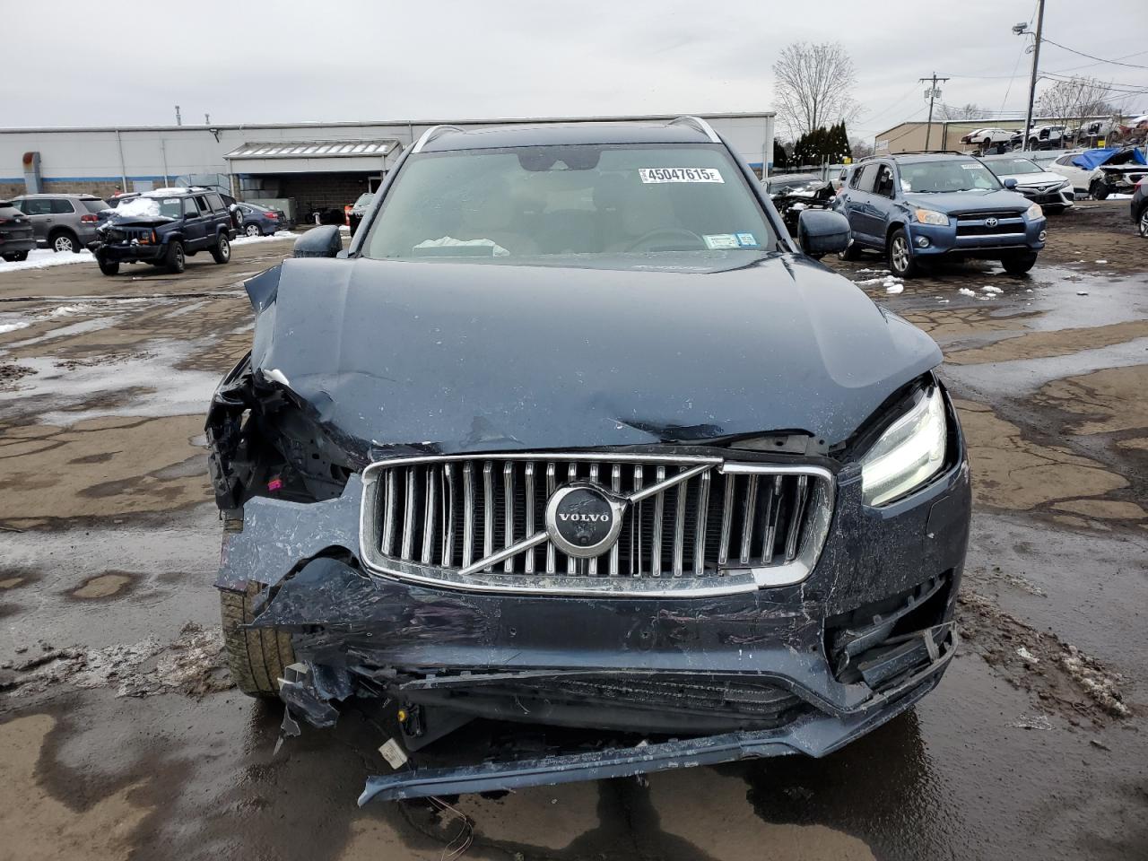 2021 Volvo XC90 - Image 5
