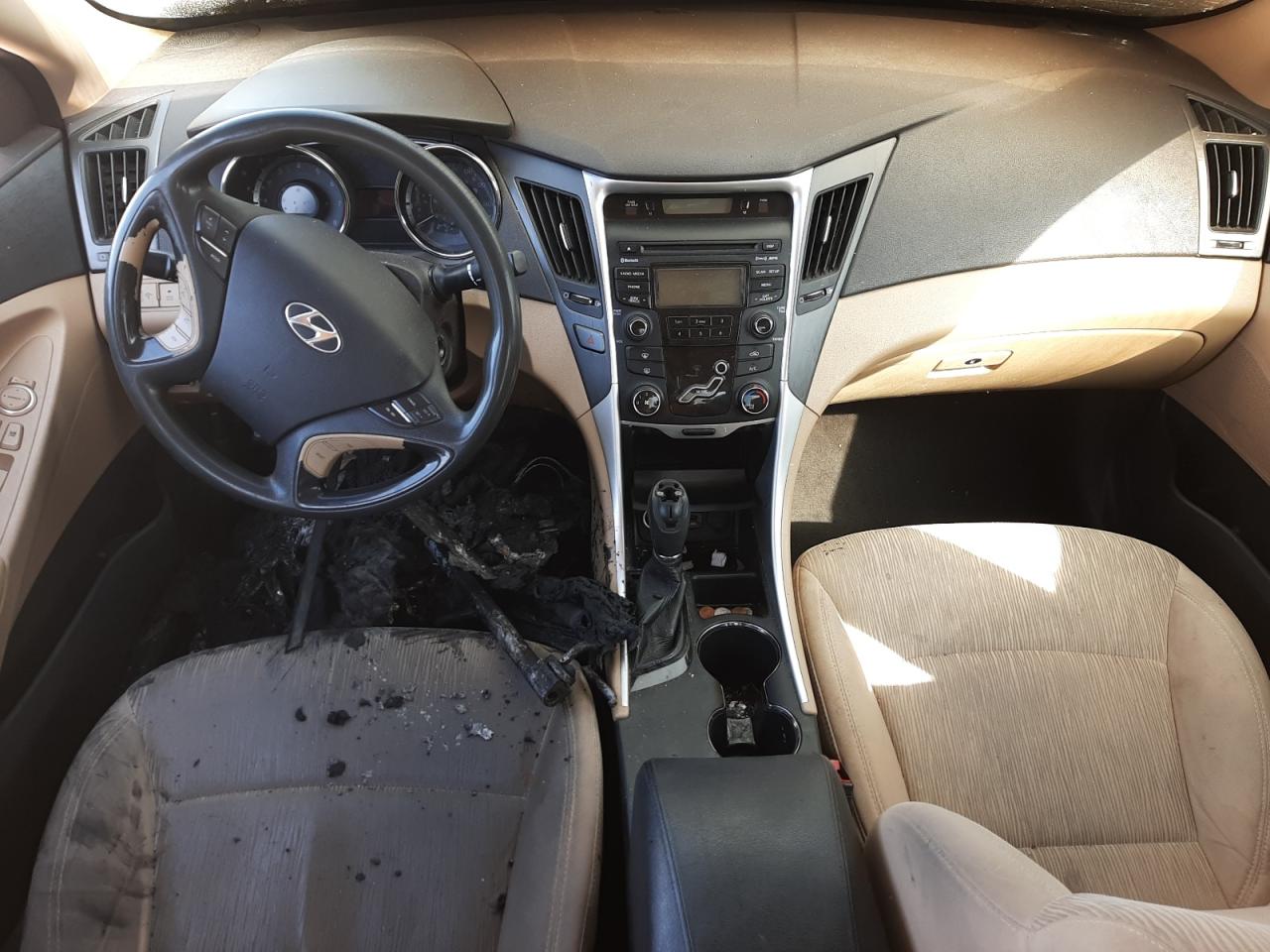 2013 Hyundai Sonata - Image 8