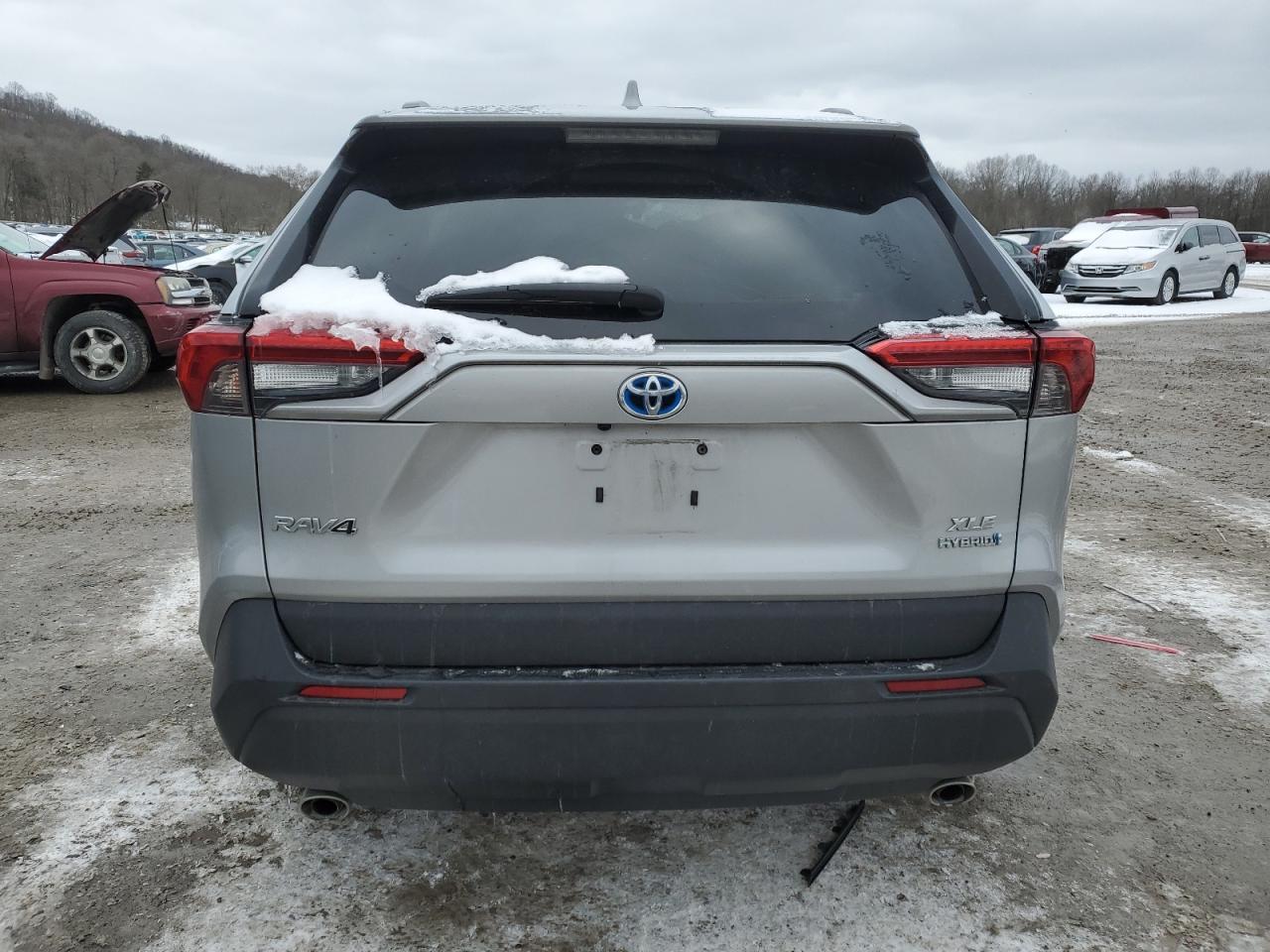 2020 Toyota RAV 4 - Image 6