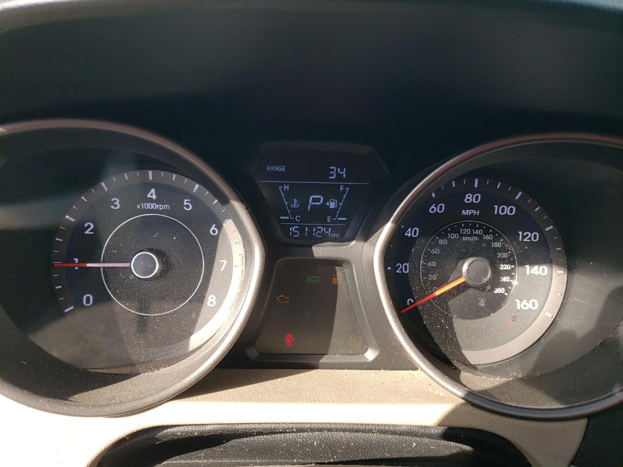 2016 Hyundai Elantra - Image 9