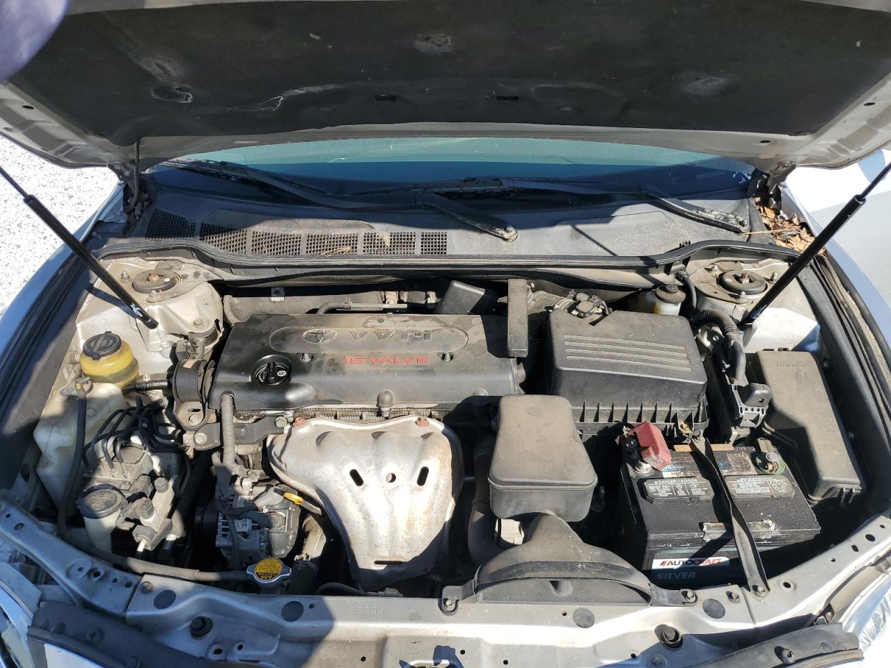 2009 Toyota Camry - Image 11