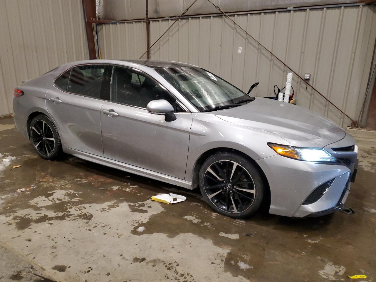 2018 Toyota Camry - Image 4