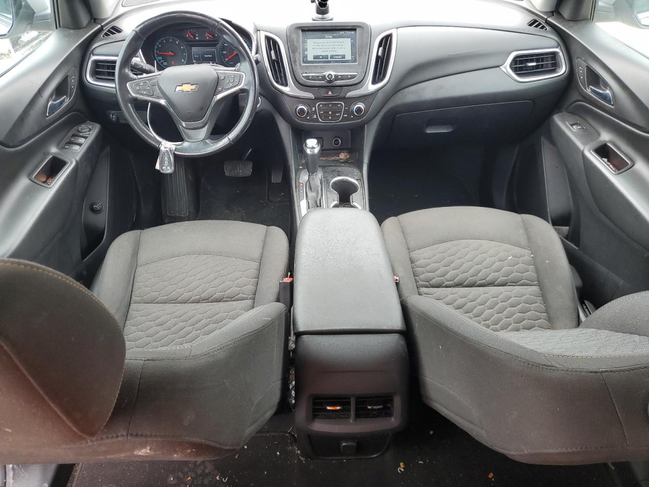 2018 Chevrolet Equinox - Image 8