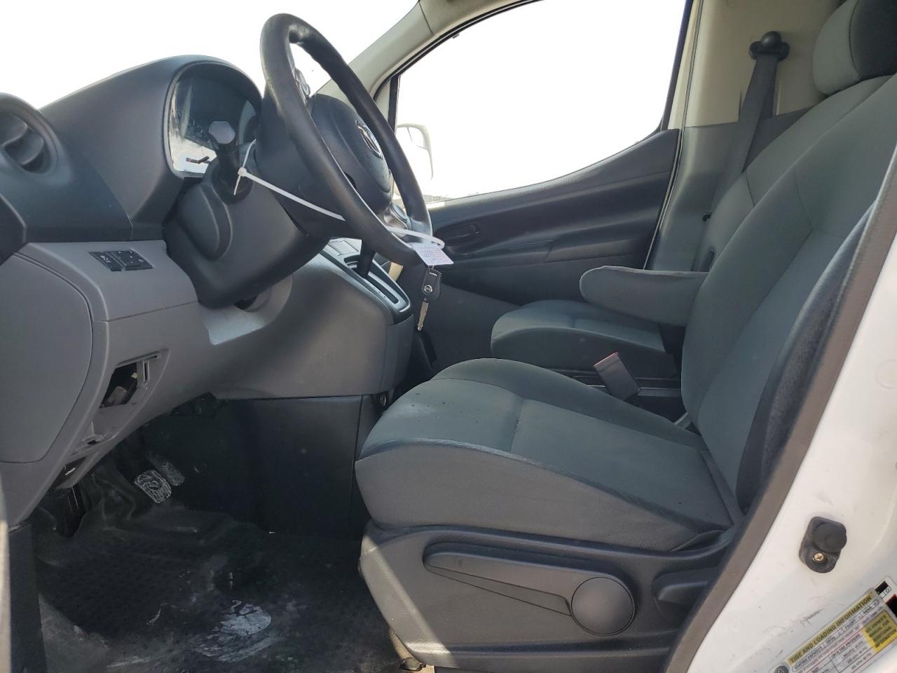 2015 Nissan NV - Image 7