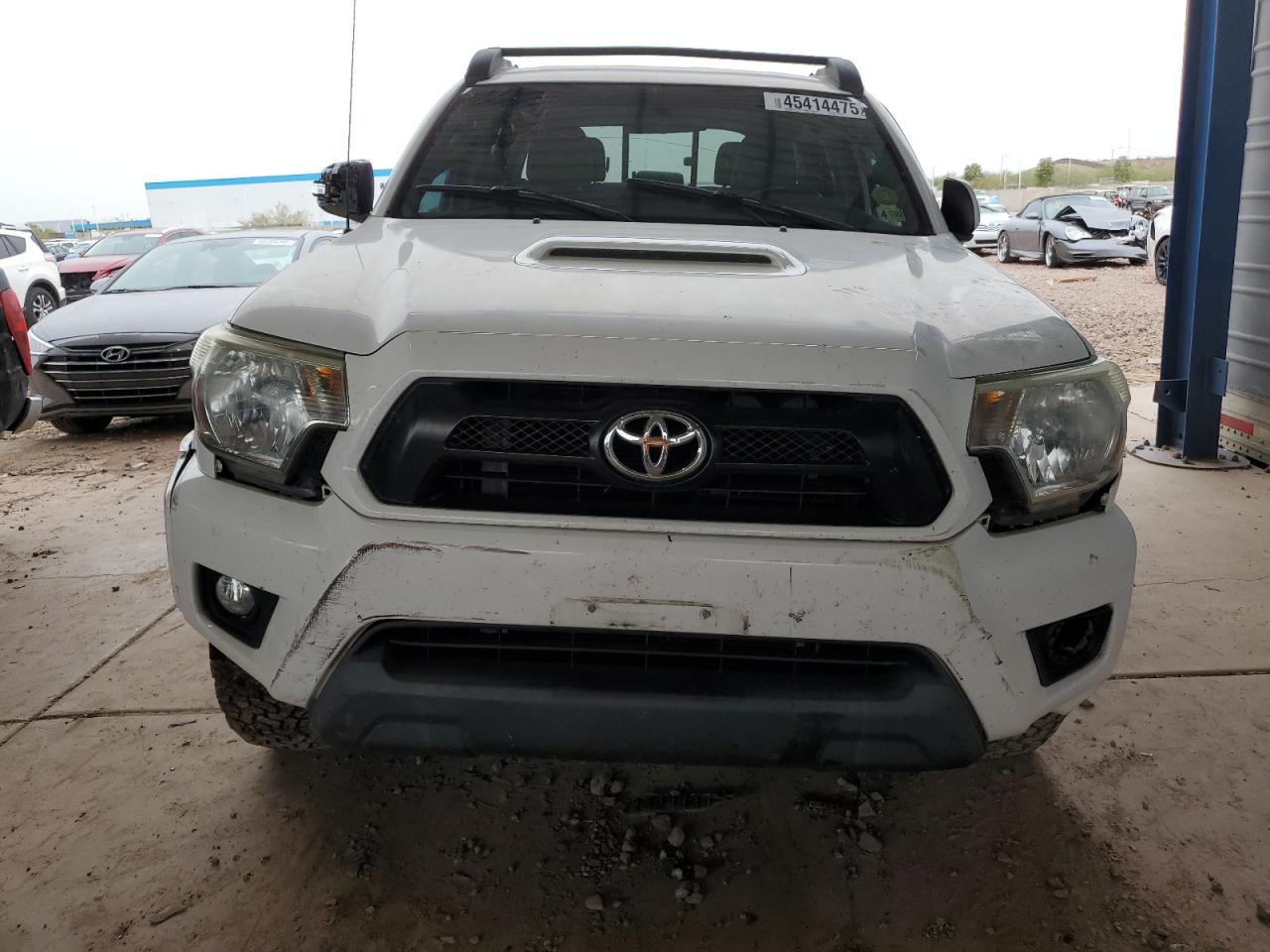 2015 Toyota Tacoma - Image 5