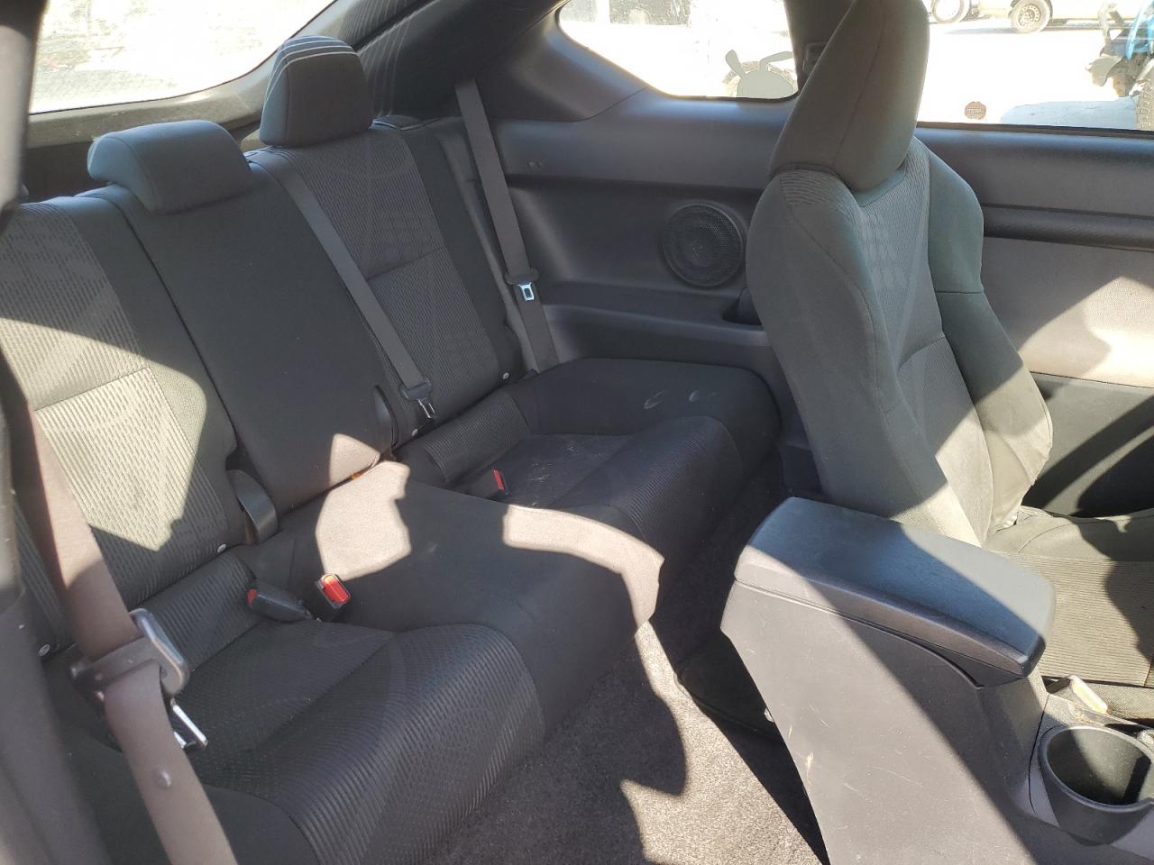 2011 Toyota tC - Image 11