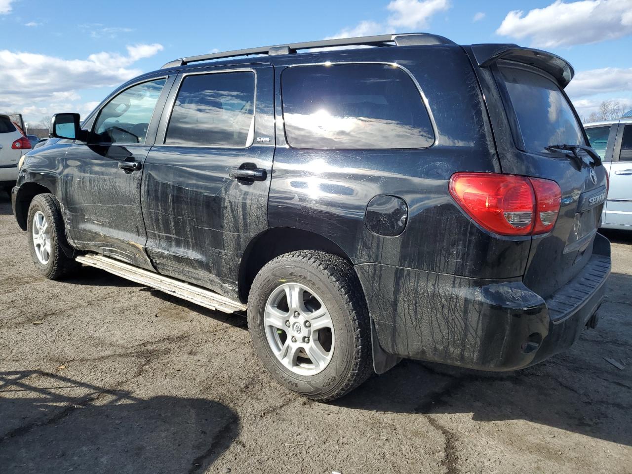 2013 Toyota Sequoia - Image 2