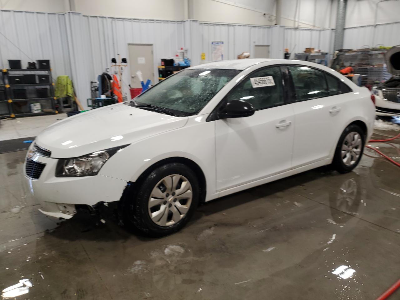 2013 Chevrolet Cruze - Image 1