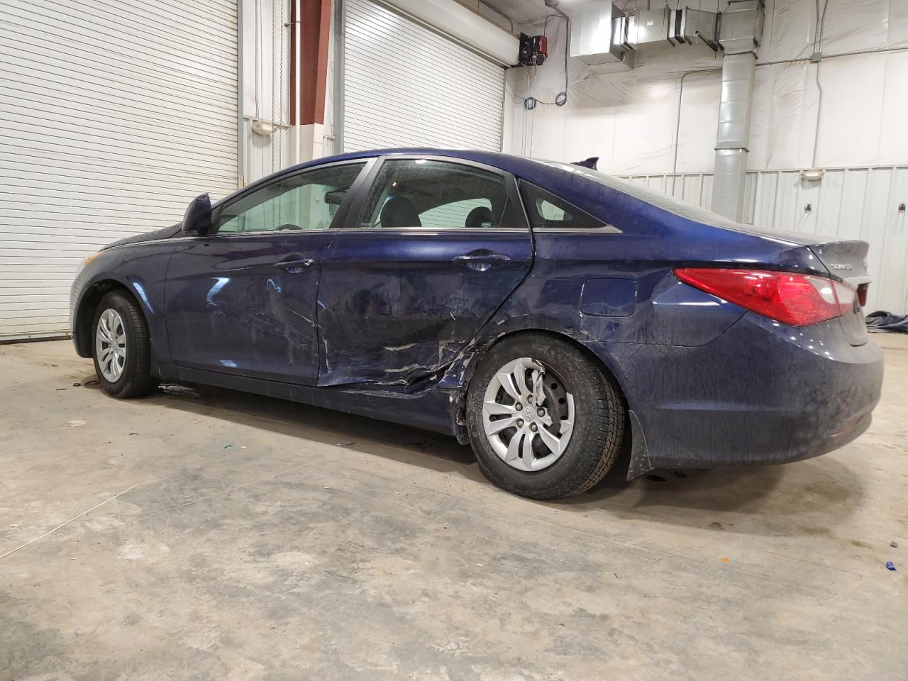 2012 Hyundai Sonata - Image 2