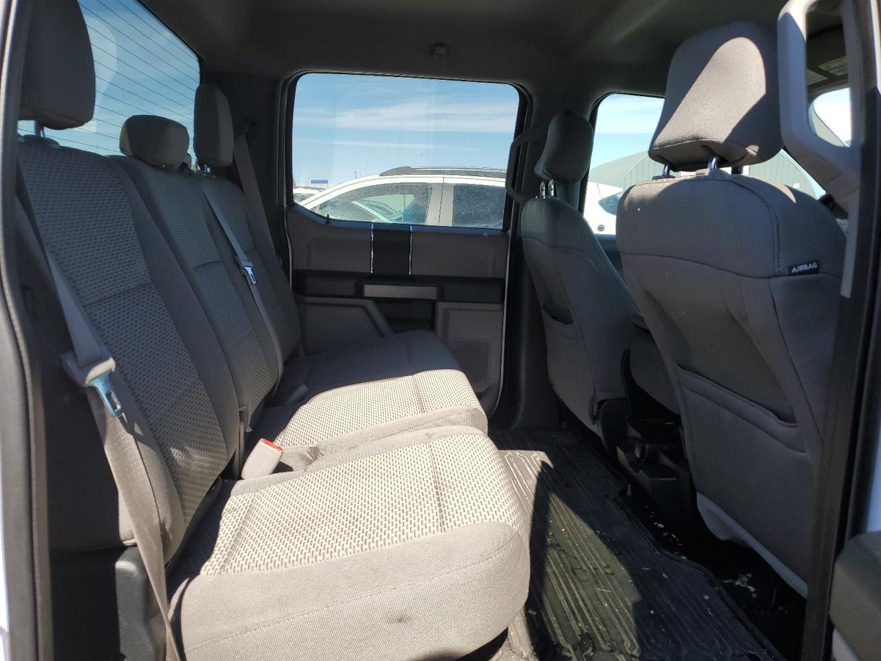 2015 Ford F-150 - Image 11