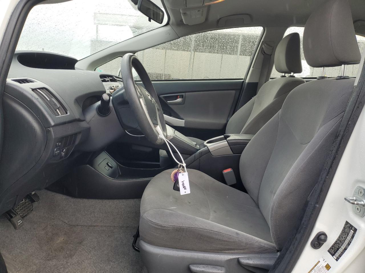 2015 Toyota Prius - Image 7