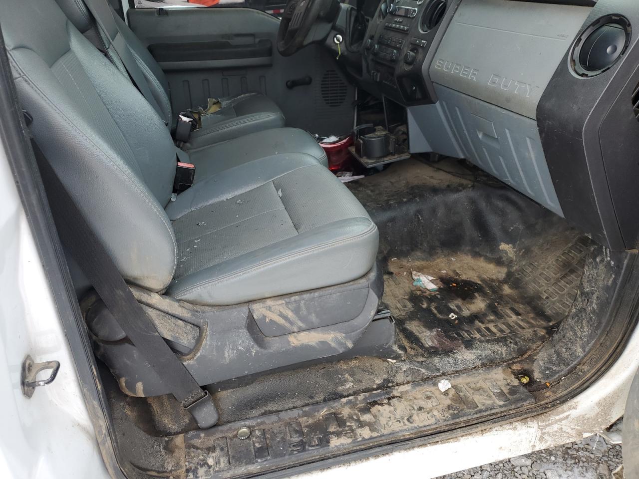 2015 Ford F250 - Image 5