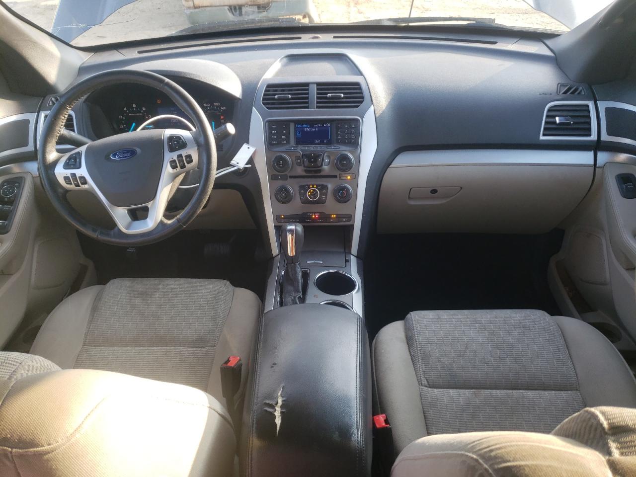 2014 Ford Explorer - Image 8
