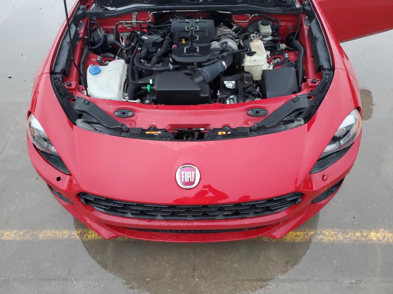 2017 Fiat 124 Spider - Image 11