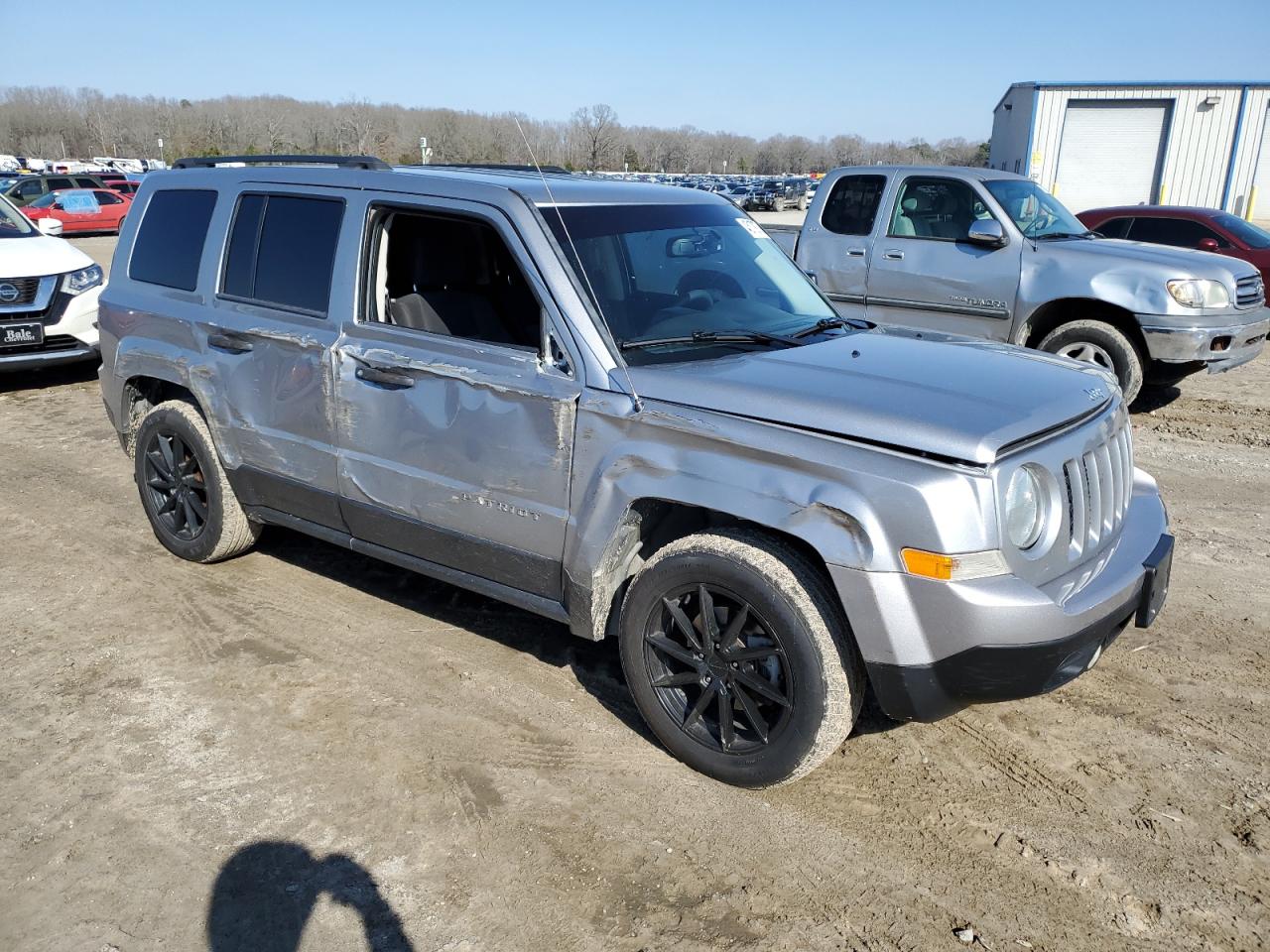 2016 Jeep Liberty (Patriot) - Image 4