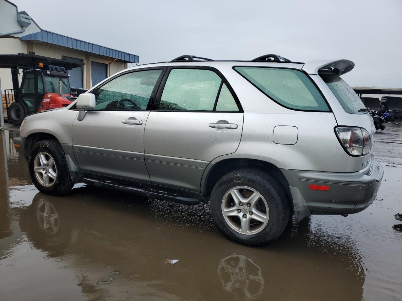 2002 Lexus RX - Image 2