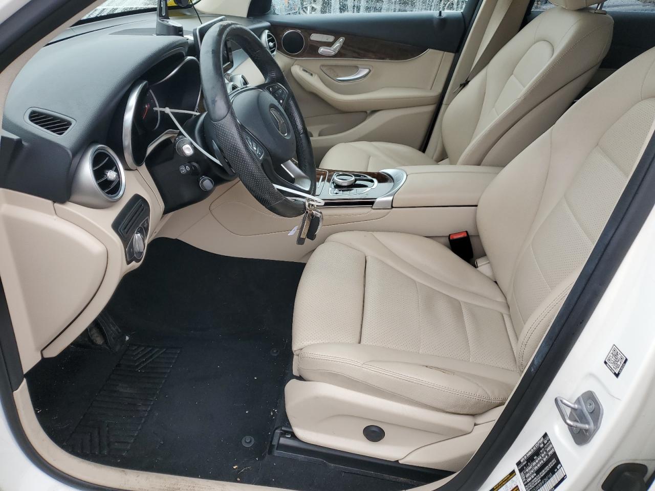 2017 Mercedes-Benz GLC - Image 7