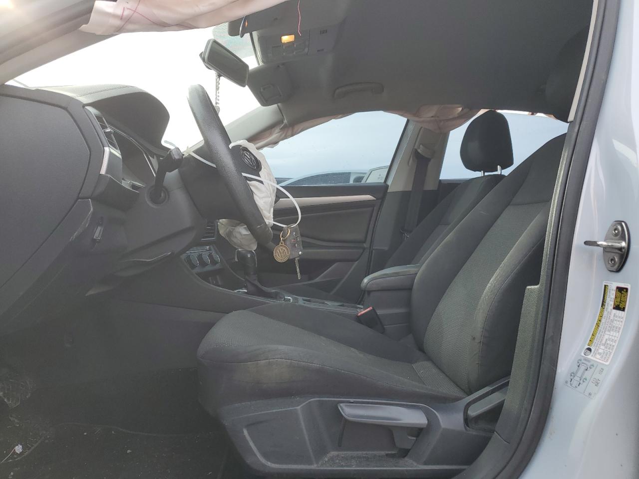 2019 Volkswagen Jetta - Image 7