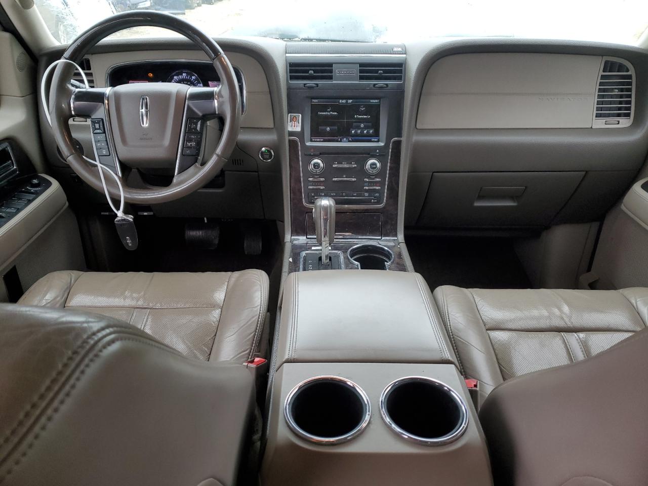2015 Lincoln Navigator - Image 8