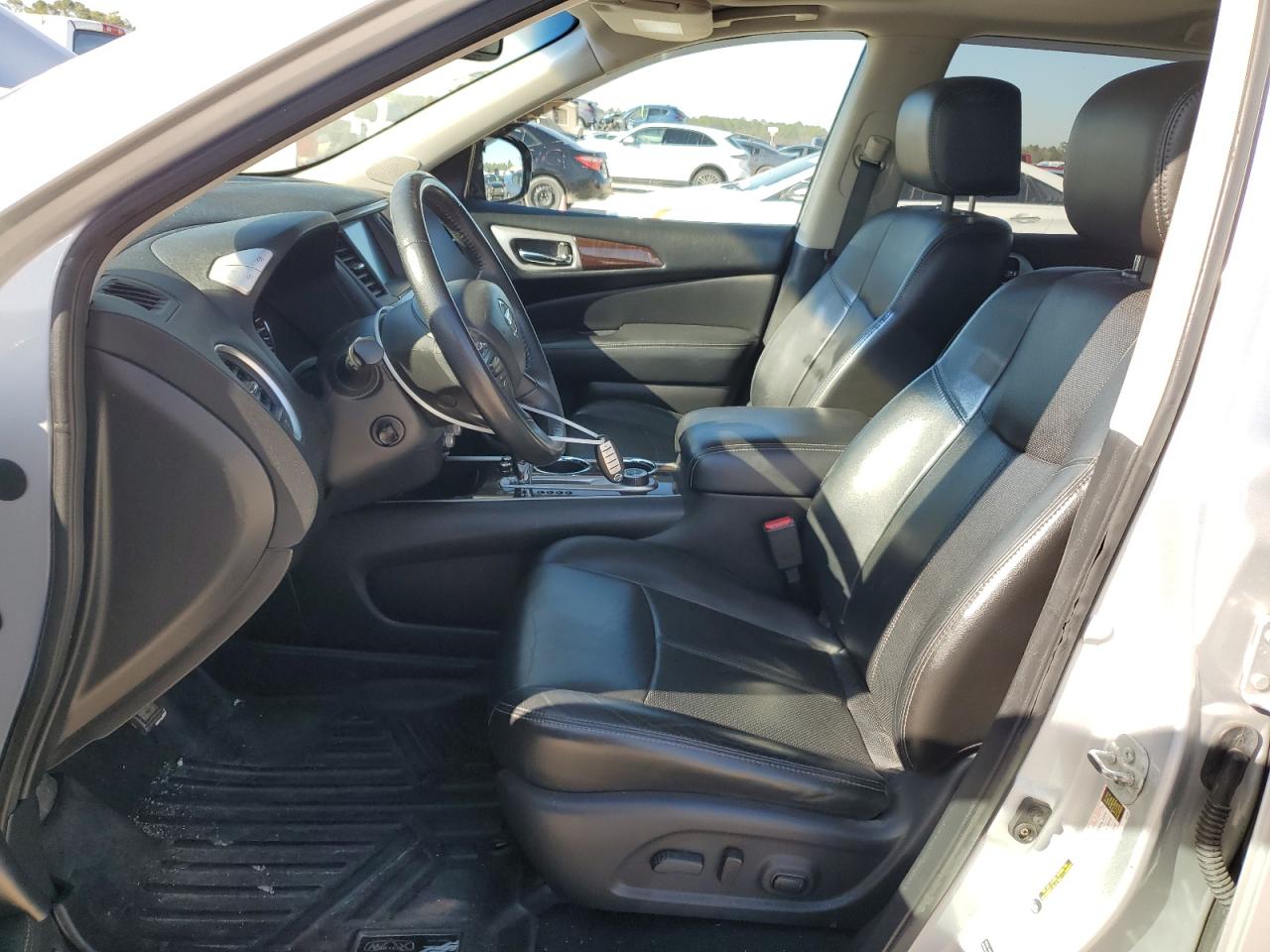 2013 Nissan Pathfinder - Image 7