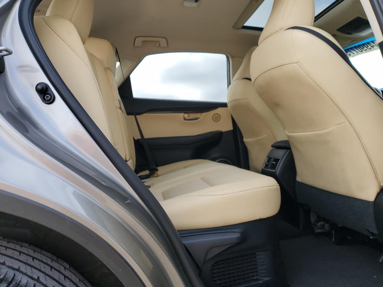 2016 Lexus NX - Image 11