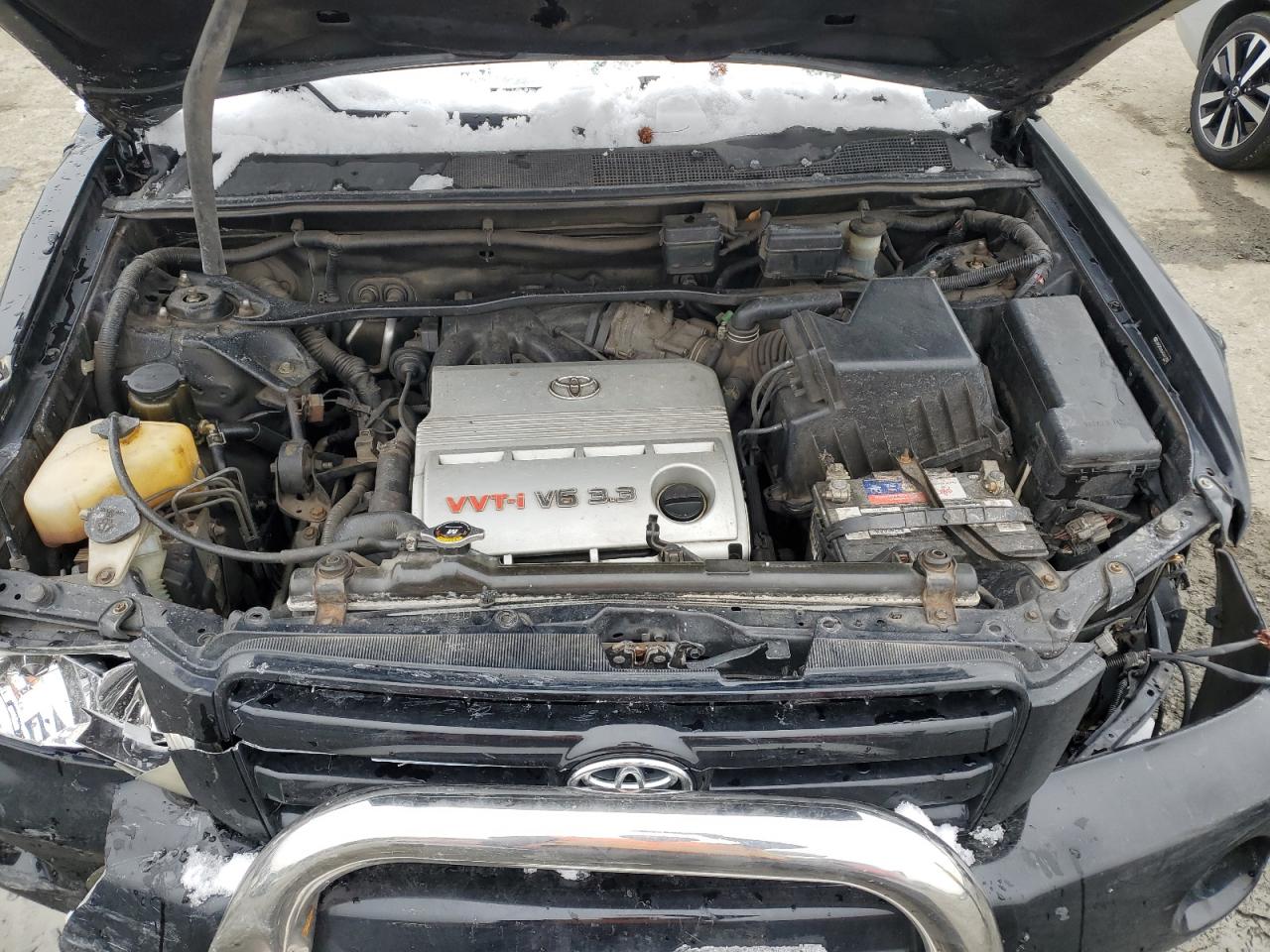 2004 Toyota Highlander - Image 11