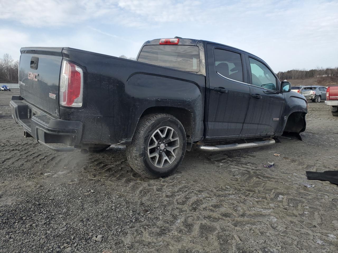 2015 GMC Canyon - Image 3