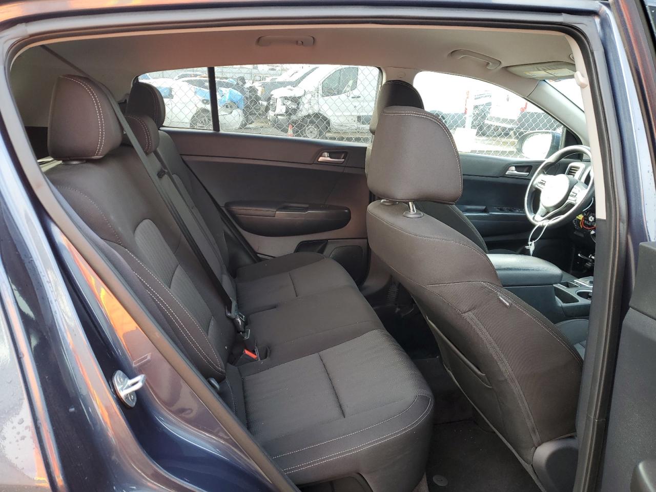 2017 Kia Sportage - Image 11