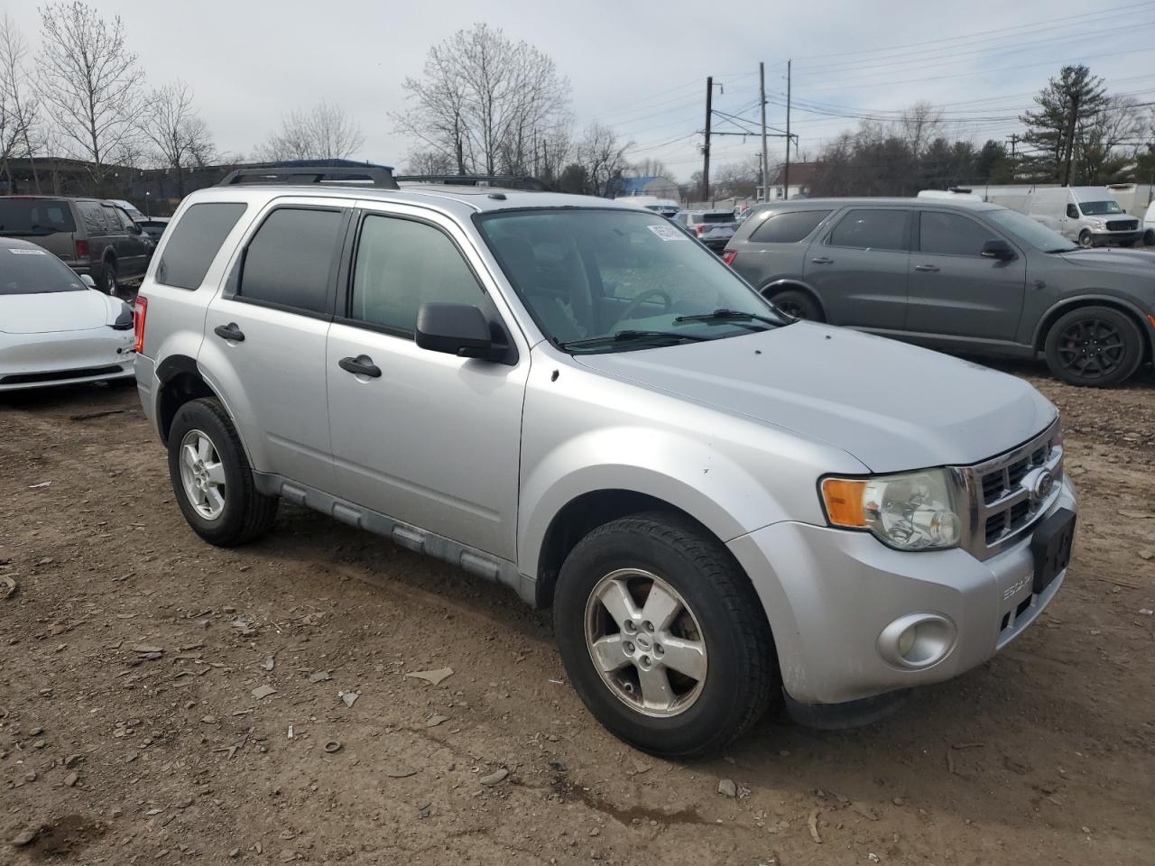 2010 Ford Escape - Image 4