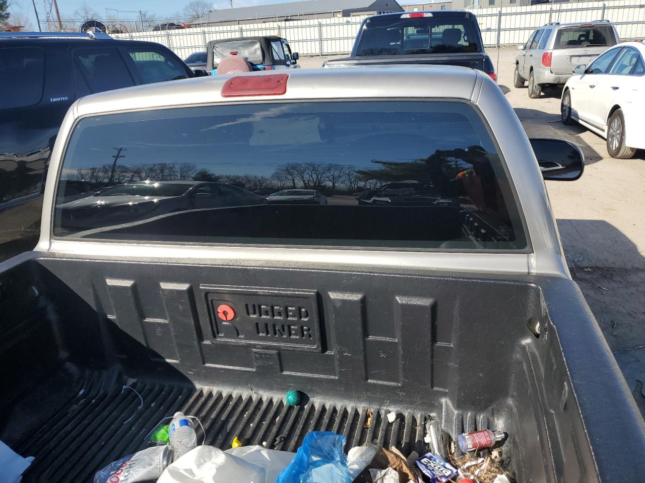 2001 Chevrolet S-10 Pickup - Image 10