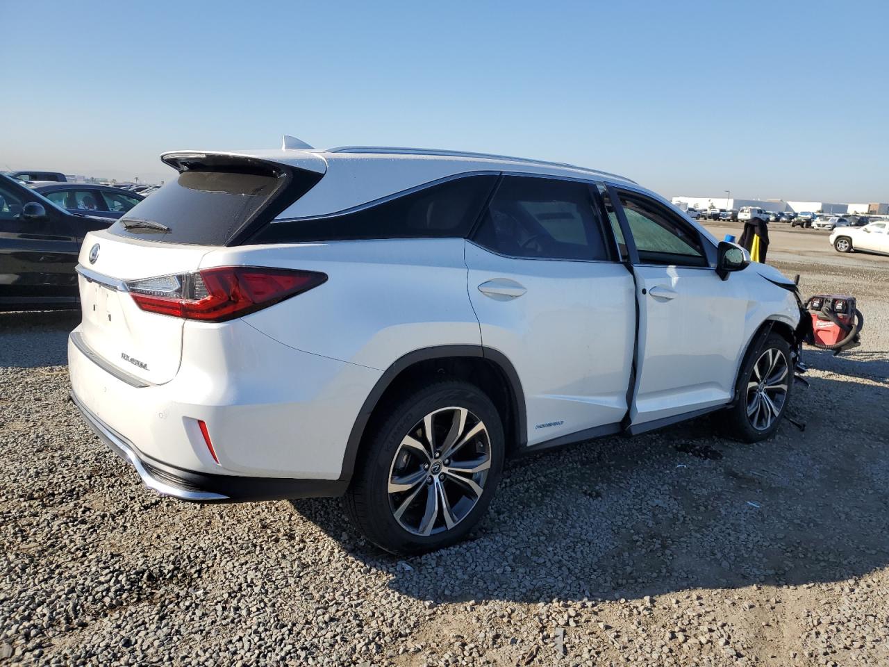 2022 Lexus RX - Image 3