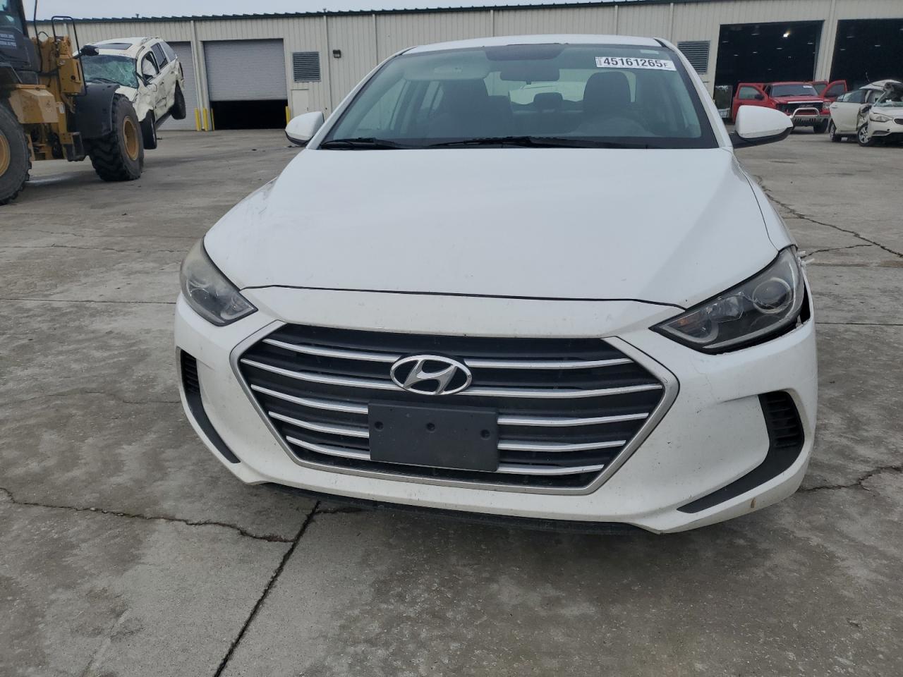 2017 Hyundai Elantra - Image 5