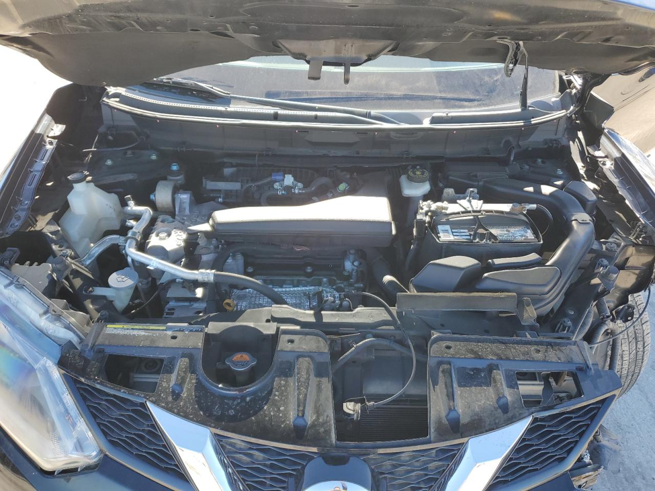 2015 Nissan Rogue - Image 12