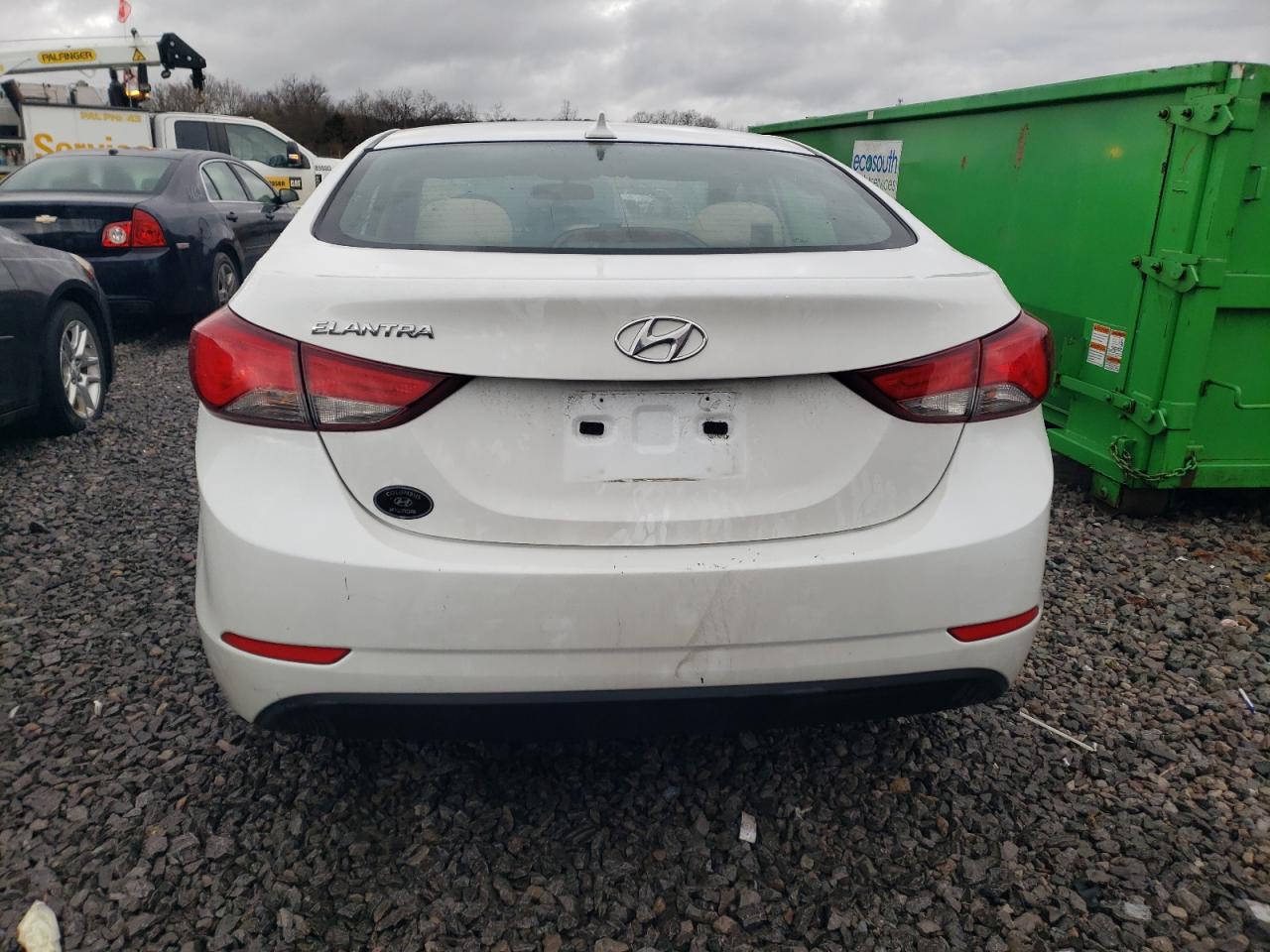 2016 Hyundai Elantra - Image 6