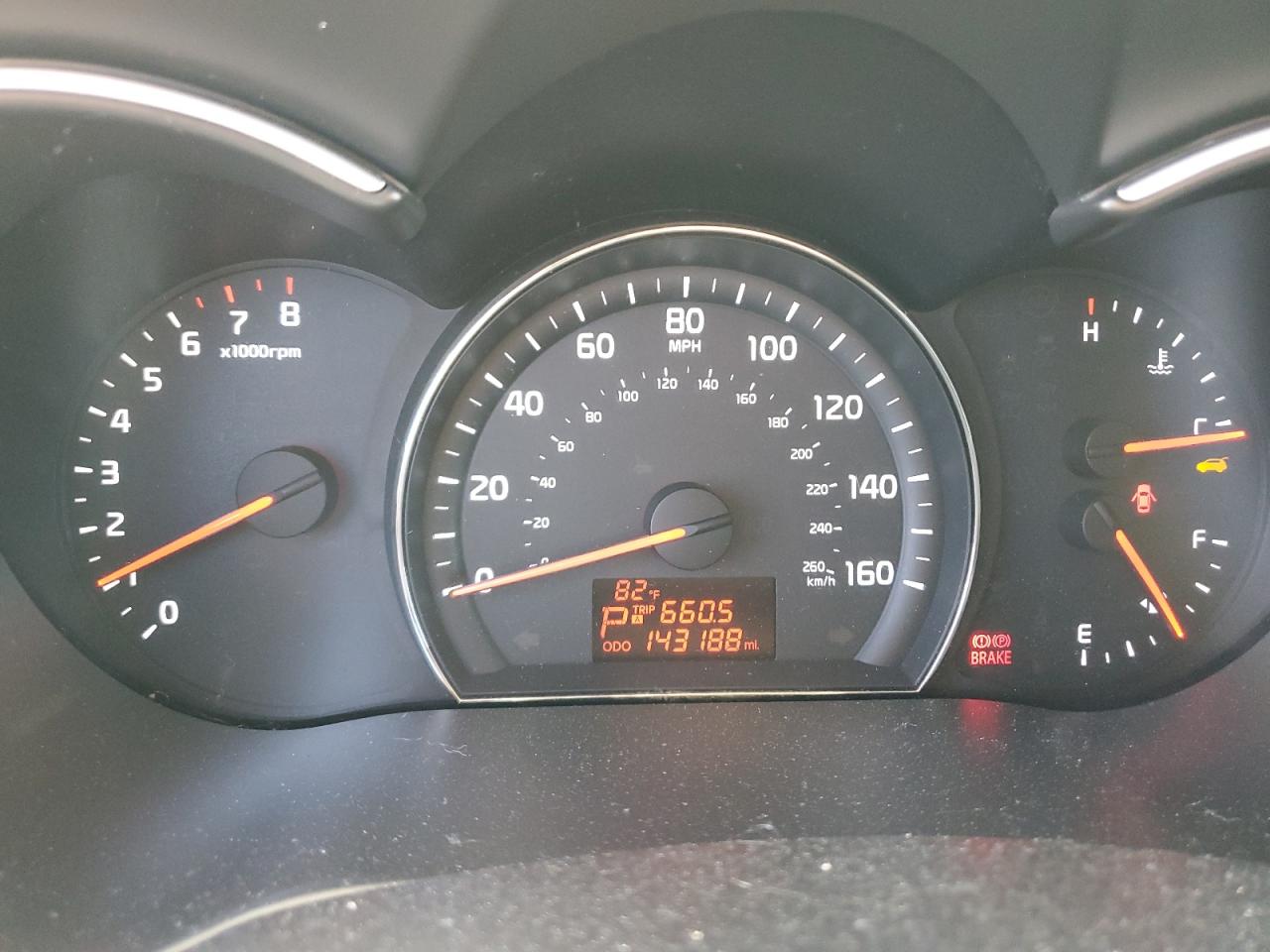 2014 Kia Sorento - Image 9