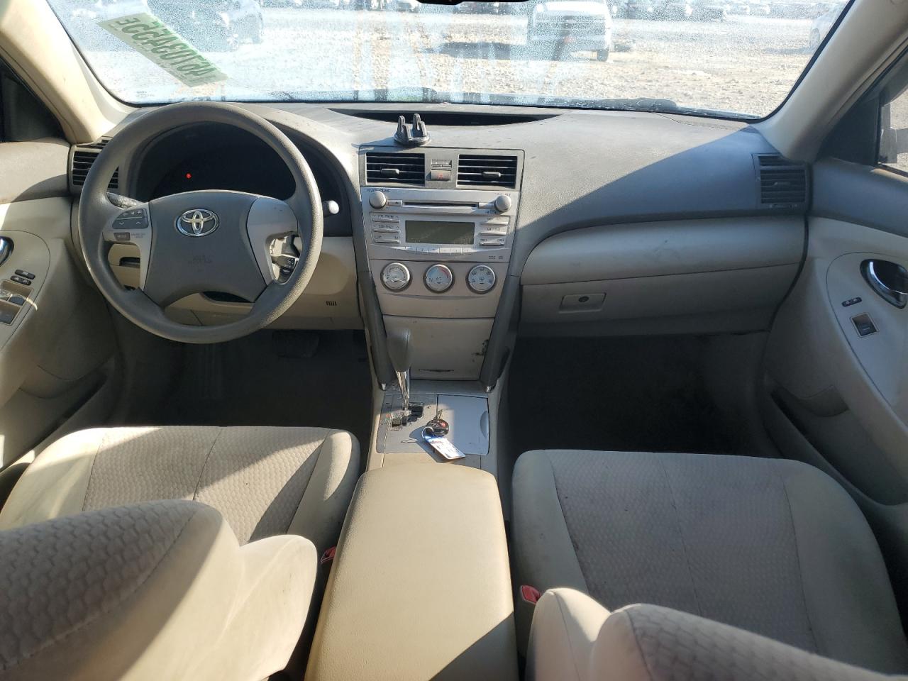 2011 Toyota Camry - Image 8