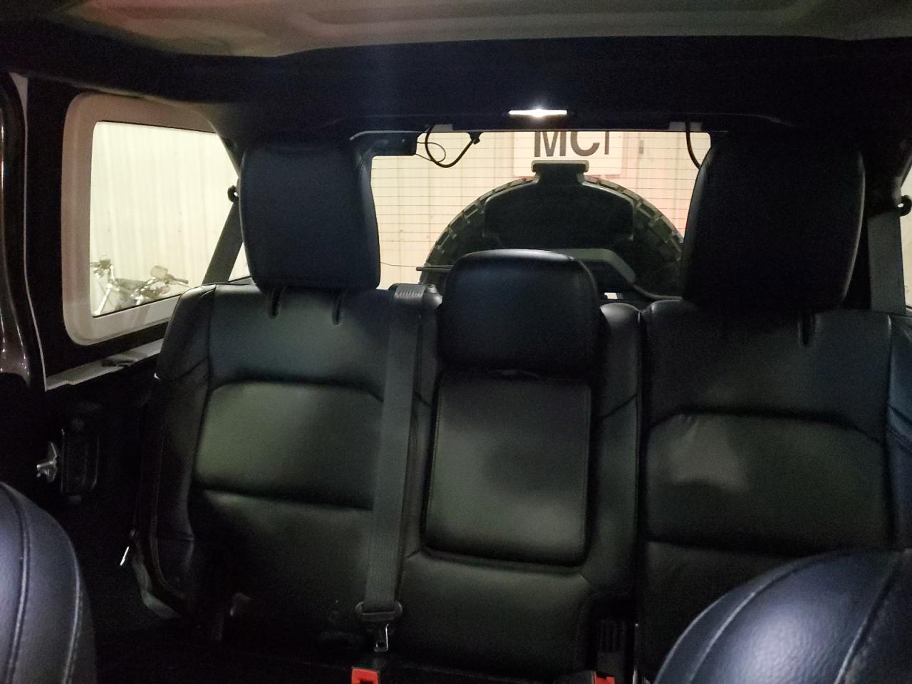 2018 Jeep Wrangler - Image 10