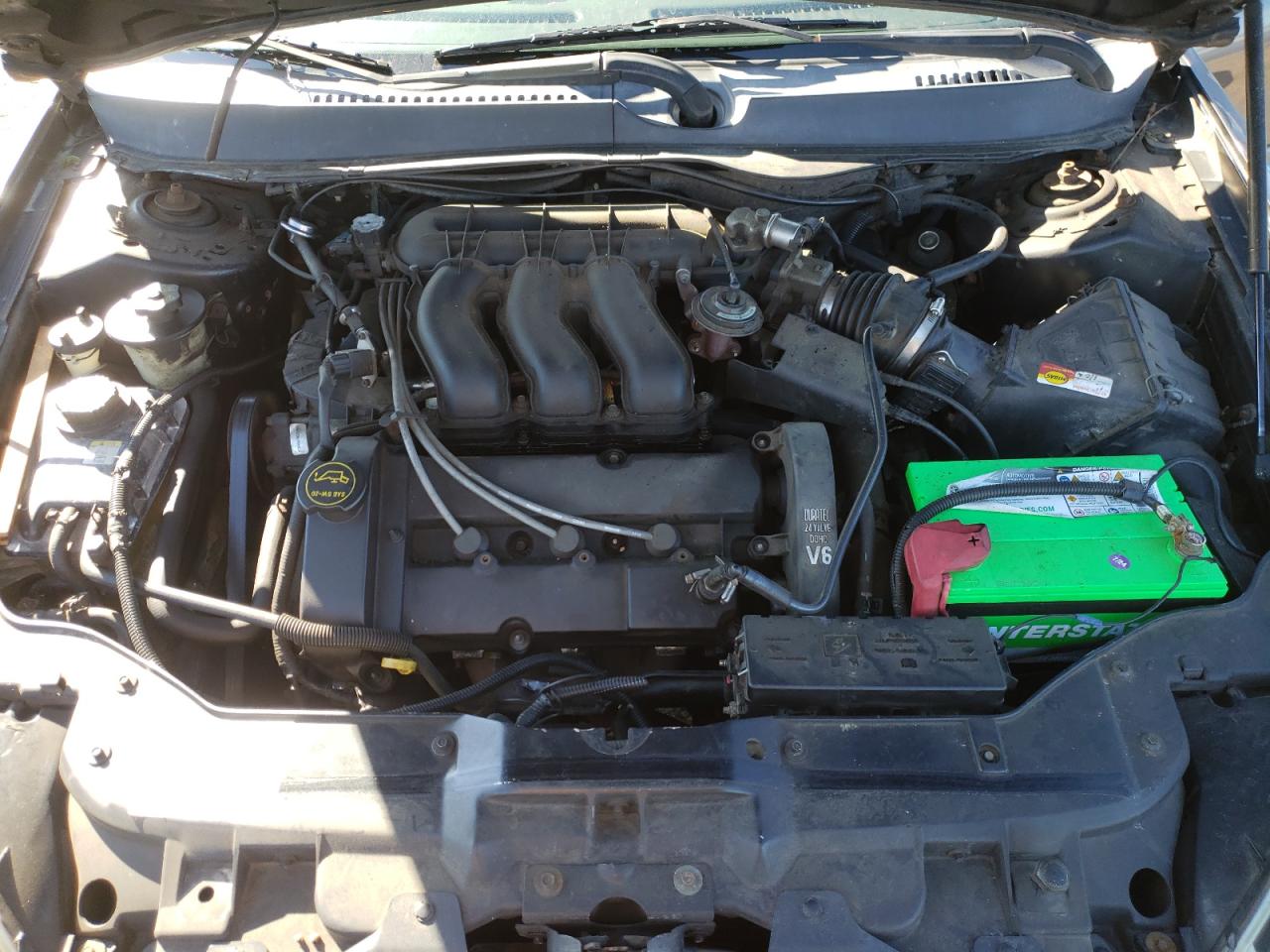 2002 Ford Taurus - Image 12